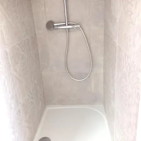 Studio Avec Jardin Clos Et Wifi A مالاكوف